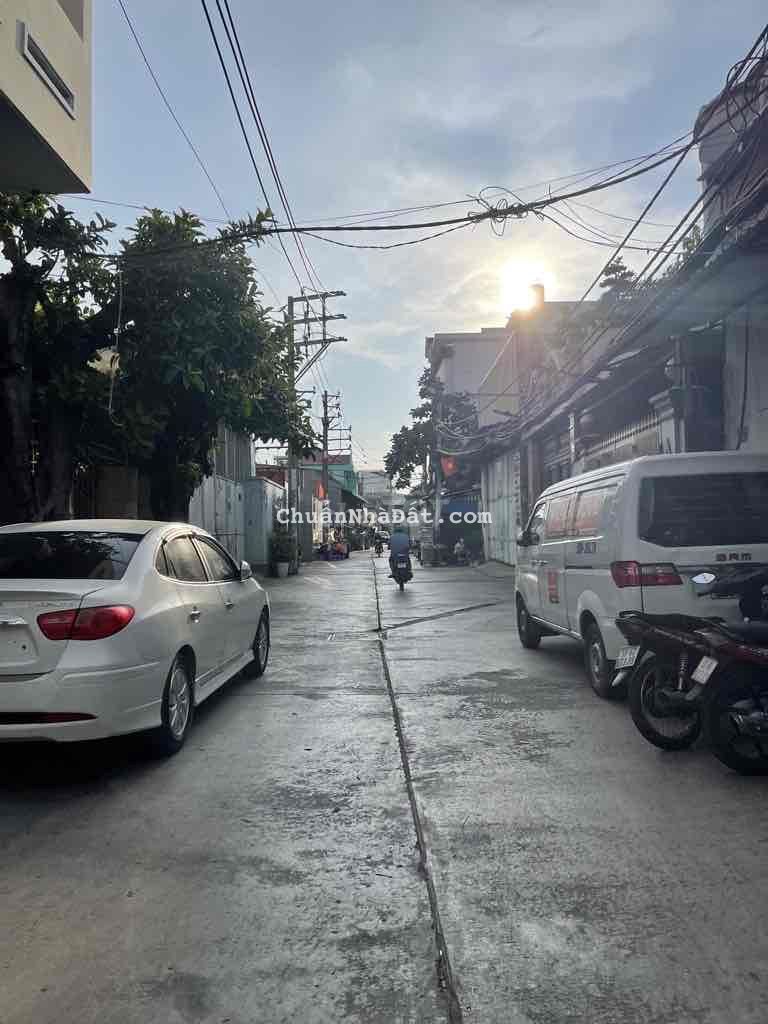 BÁN NHÀ 2 MẶT TIỀN_HẺM XE HƠI_52m2_NGANG ĐẸP 4,3_BÌNH TÂN_GIÁ CHỈ 4TY4