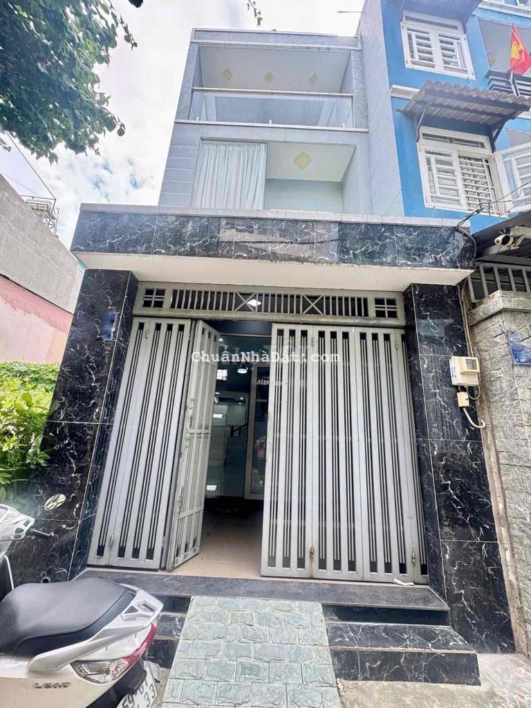 BÁN NHÀ 3 TẦNG ĐÚC HXH - 10M RA MẶT TIỀN  NGUYỄN THỊ BÚP Q12 GIÁ RẺ