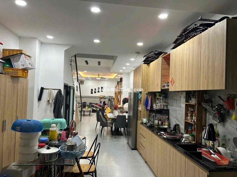 Bán nhà phường Sơn Kỳ : 4,2 x 19 M Đúc 1 trệt, 2 Lầu đẹp :