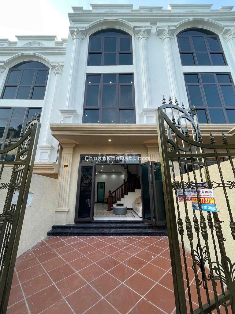 BÁN NHÀ THẬT: PHỤNG CHÂU, CHƯƠNG MỸ 60M2 - 3 TẦNG , SÂN CỔNG RIÊNG.