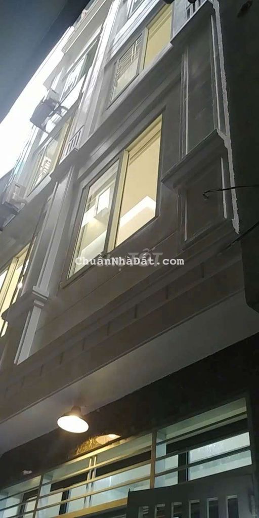 Chính chủ cần cho thuê nhà 200m2, 5 tầng tại Tây hồ, hà nôi