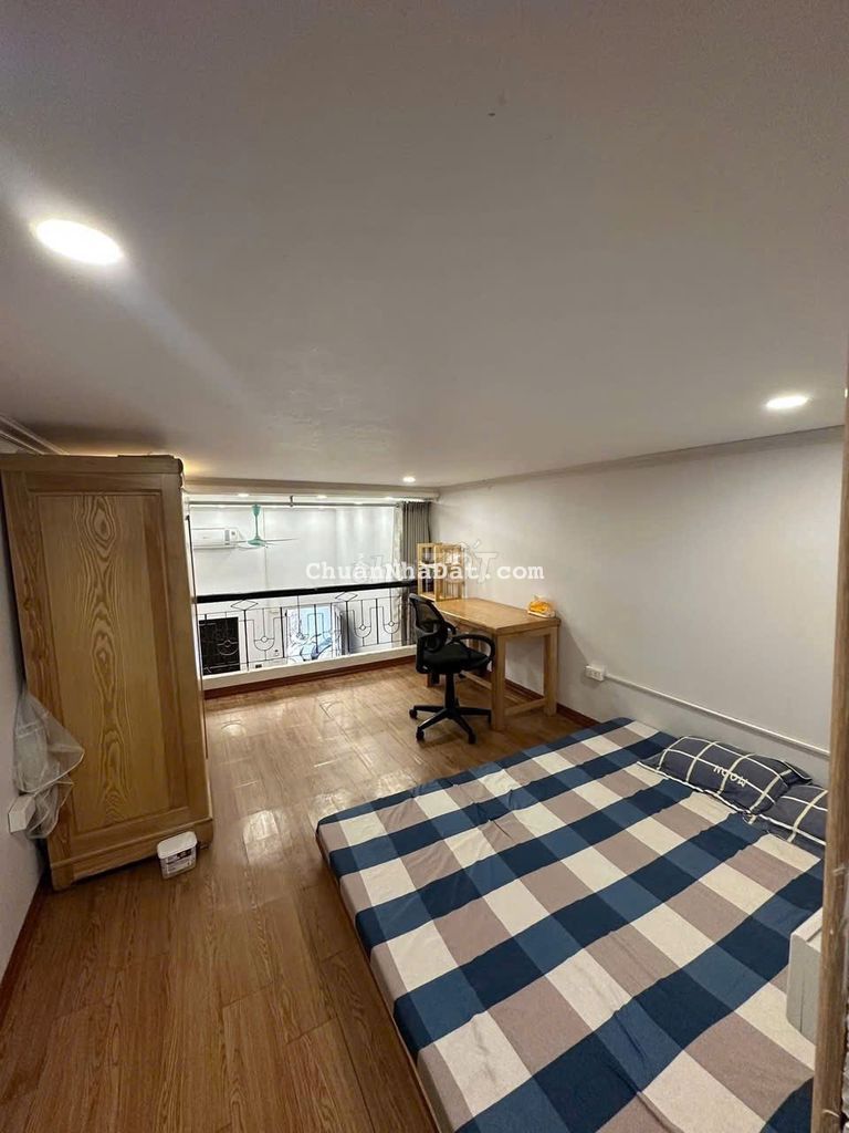 Cho thuê nhà 33 m2 x 1,5 tầng tại Kim Mã, FULL Đồ, 5 triệu