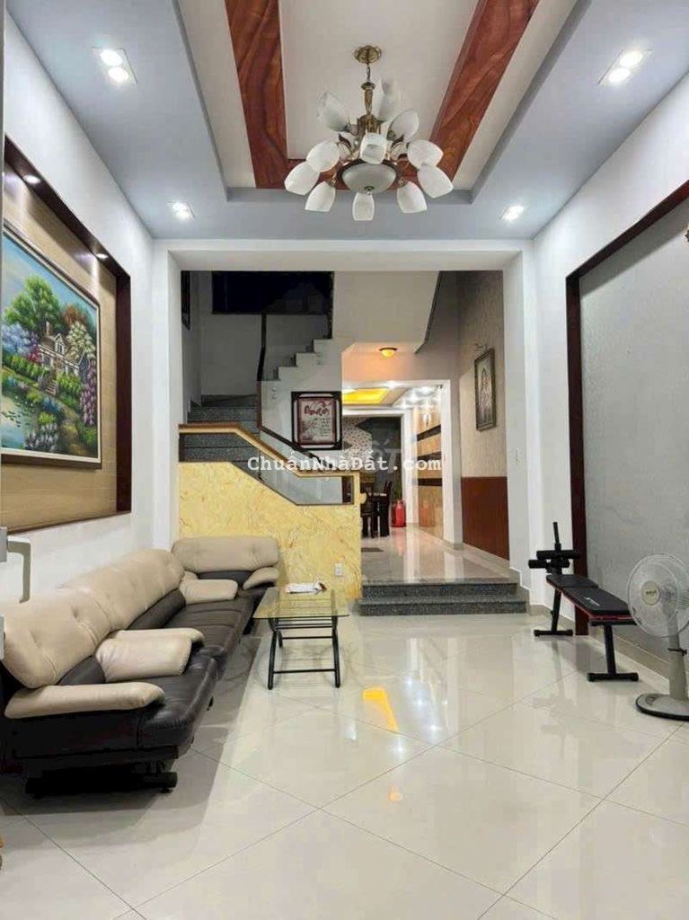 BÁN GẤP NHÀ 2 LẦU MỚI ĐẸP VÀO Ở NGAY. NGANG 4M DÀI 15M. GIÁ RẺ ĐẦU TƯ