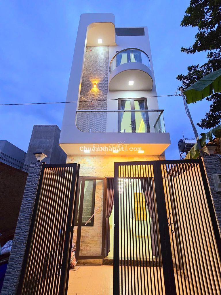 NHÀ THIẾT KẾ HIỆN ĐẠI 66M2, 3TẦNG, ĐƯỜNG Ô TÔ, GIÁP VINHOMES GRANDPARK