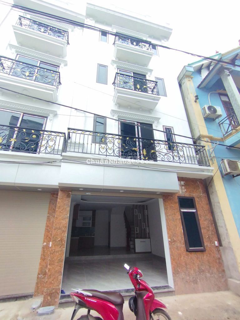 🏡 NHÀ ĐÔNG LA ĐẠI THÀNH– HƠN 4 TỶ - 55M2 4 TẦNG - Ô TÔ ĐỖ CỬA