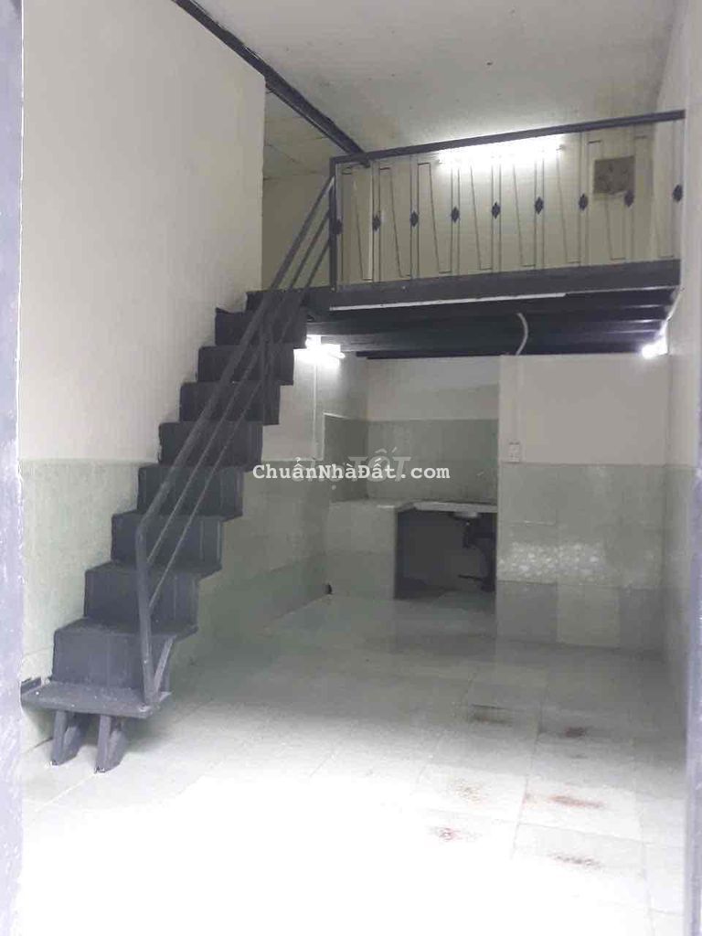 CHO THUÊ NHÀ NGUYÊN CĂN HẺM XE HƠI Ở GIA ĐÌNH KINH DOANH TỰ DO