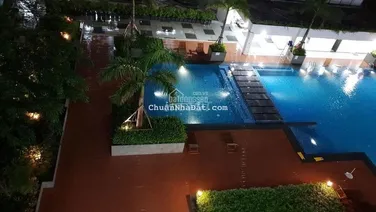 Bán gấp căn hộ Cộng Hòa Garden- View sân bay- 2PN + 2WC- Bàn giao ngay