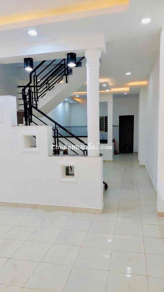 Bán nhà 3 tầng BTCT HXH - DT 62m2, 3PN, Sân thượng Linh Đông, TĐ