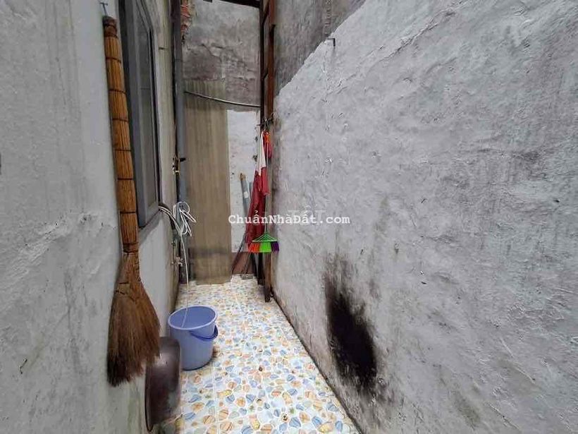 Nhà Bế Văn Cấm Q7, 42 m2, trệt lầu , hẻm thông thoáng,