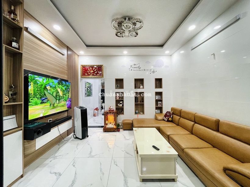 Nhà Quang Trung, 47m2 2Tầng Mới Tinh, Hẻm Rộng Thoáng - Giá 4,35tỷ