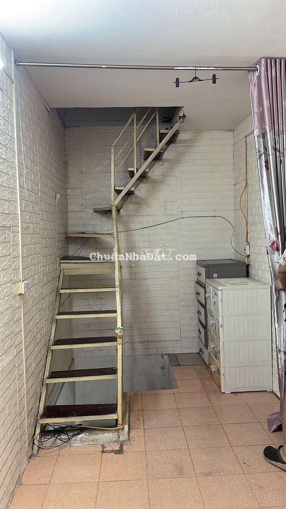 Cho thuê nhà riêng 12m2 x3tầng Khương thượng,đống đa,hn
