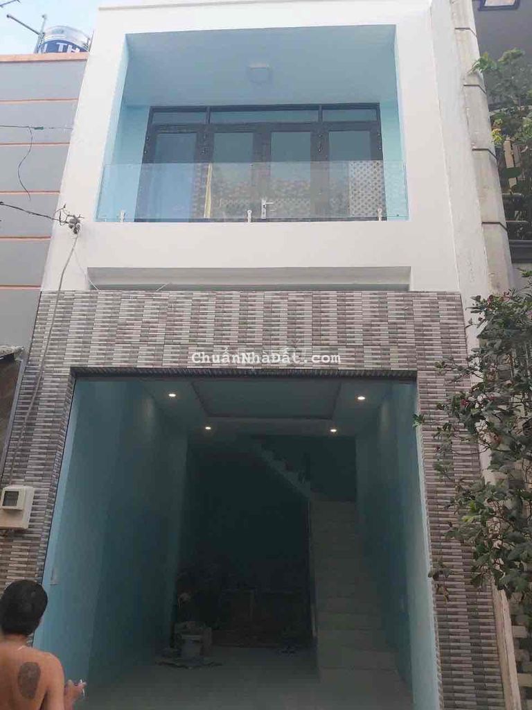 Cần bán gấp nhà một trệt một lầu