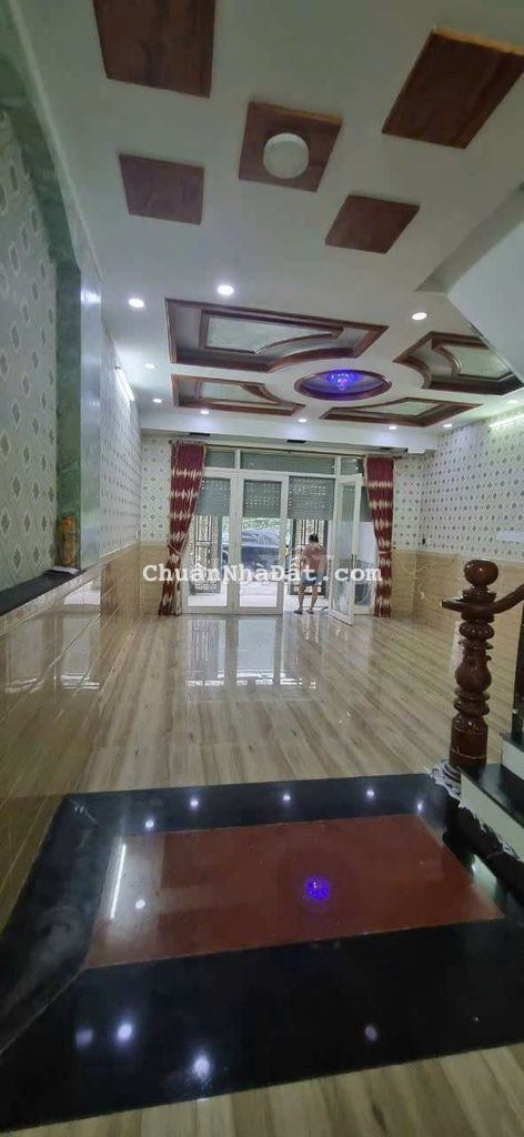 NHÀ 2 LẦU HẺM NHỰA GẦN NHÀ HÀNG HOA GIÓ TRẦN VĂN MƯỜI XUÂN THỚI ĐÔNG