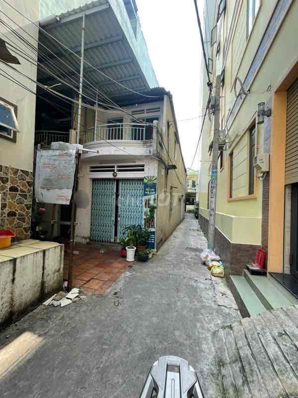 1/ Luỹ Bán Bích, sát mặt tiền, 90m2, đang cho thuê dòng tiền ổn định