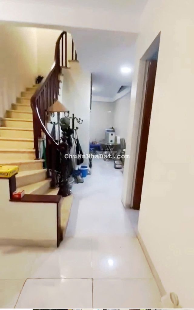 Bán nhà 50m2, 3 tầng, 4PN, 3 tỷ 7, Thanh Trì, Hà Nội