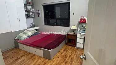 BÁN CHUNG CƯ MẶT PHỐ SÀI ĐỒNG - FULL NỘI THẤT - SÀN GỖ - HƯỚNG MÁT