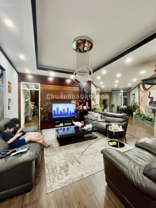 Bán chung cư cao cấp 24T1 Hoàng Đạo Thúy - 120m2 - 9 tỷ - căn duy nhất còn slot để ô tô dưới hầm