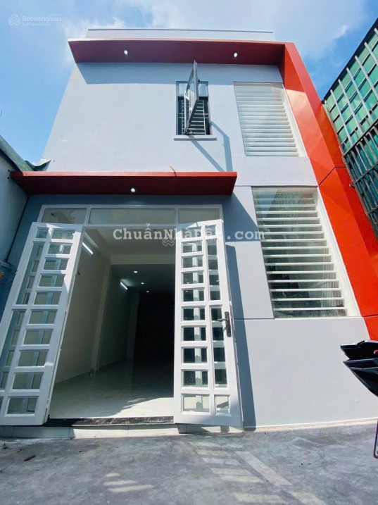 Bán nhà SHR 1 trệt, 1 lầu ấp 3, Xuân Thới Thượng, 3 tỷ 580tr