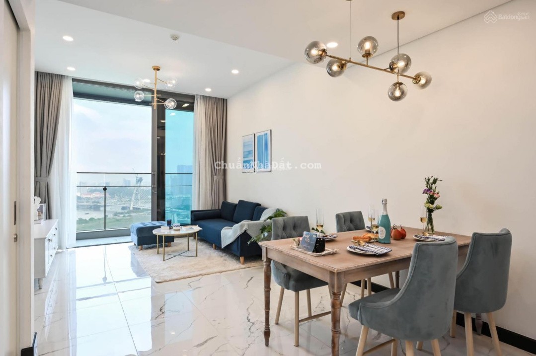 Cần vốn bán lỗ căn hộ Terra Royal, Quận 3, 60m2 có 2PN, giá 4.5 tỷ. LH Chủ đầu tư: 0935 252 ***