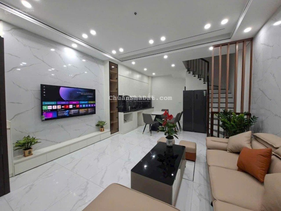 Bán Nhà Phố Trạm 40mx5T 7.79 tỷ. Nhà mới full nội thất đẹp long lanh