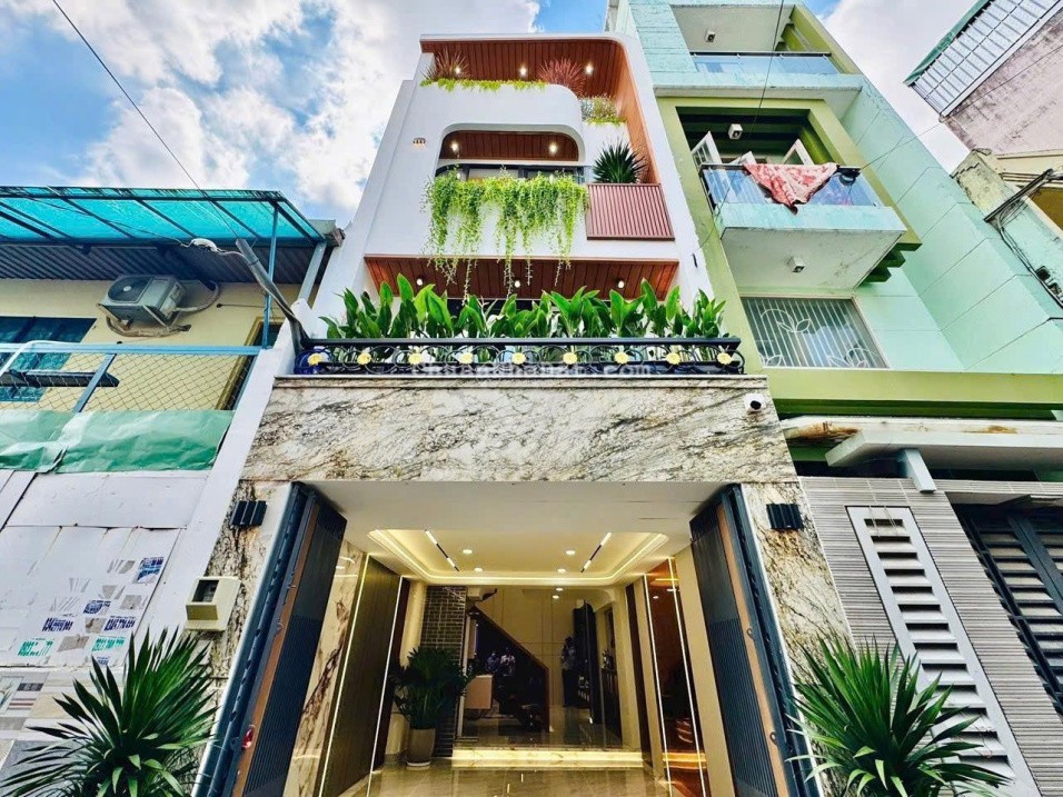 Hạ giá! Bán gấp nhà giá 2.2 tỷ Nguyễn Văn Lượng, P17, Gò Vấp đang cho thuê 12tr/tháng