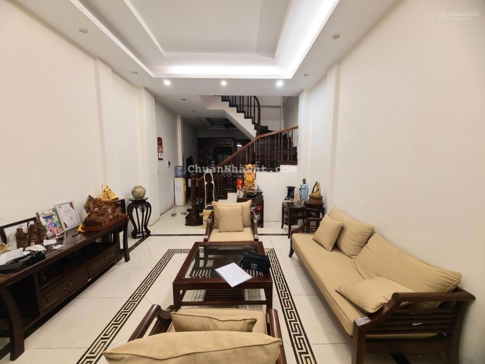 Giảm 2 tỷ! Bán nhà phân lô Trần Duy Hưng, 5m ra phố, ô tô tránh, 7 chỗ đỗ, dân xây, 55m2, 5 tầng