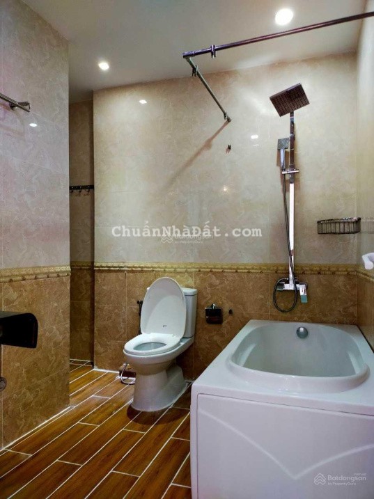 Nhà 160/30 Đặng Thùy Trâm. DT 5x20m. Trệt 2 lầu. 22tr/tháng