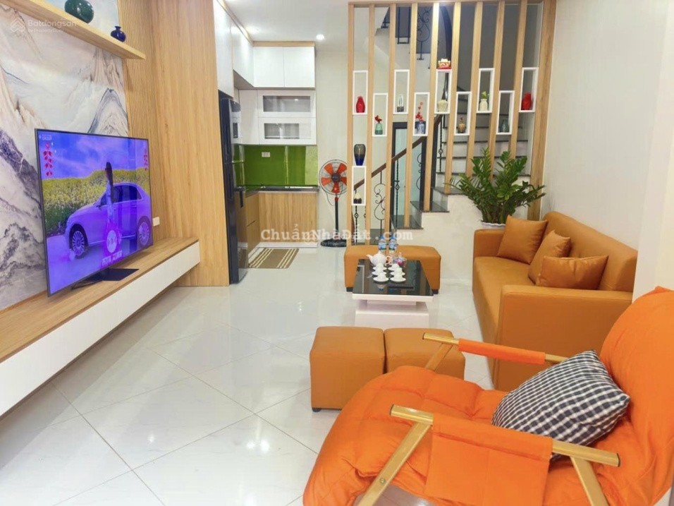 BÁN NHÀ NGUYÊN CĂN NGUYỄN ĐỨC CẢNH, HOÀNG MAI VÀO- VF3 ĐỖ, GẦN TIỆN ÍCH- 36M- 6 TỶ 9