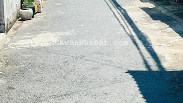 Bán nhà Q12, tặng 2 dãy trọ, gần cầu Tham Lương,hẻm nhựa xe hơi thông, ngang 9x10, chỉ 5.X tỷ