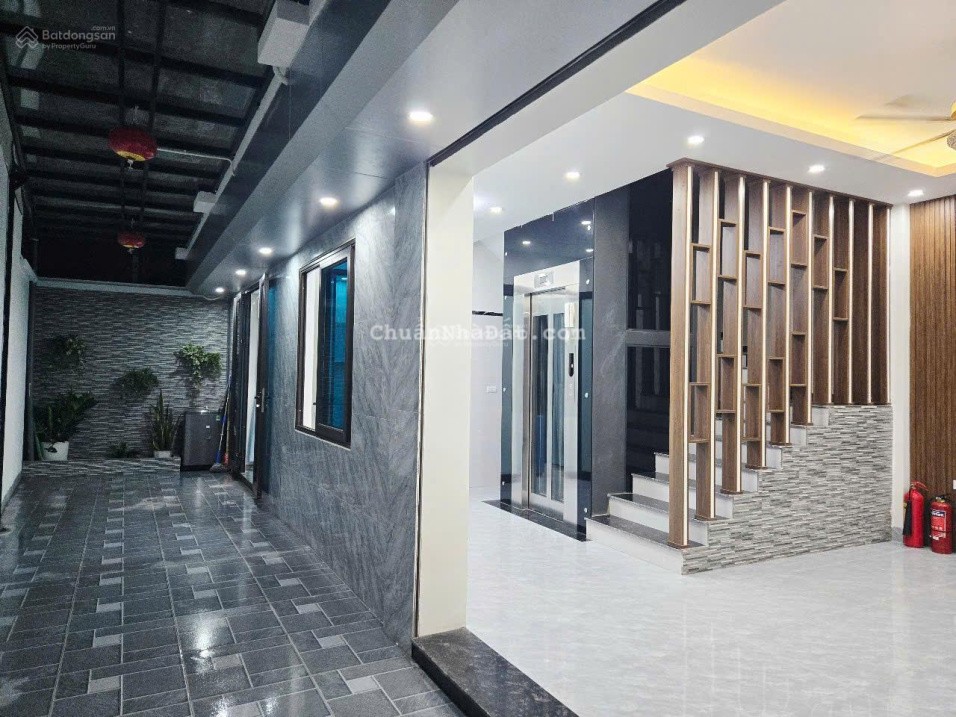 Bán nhà Lạc Thị, Ngọc Hồi, 6 tầng, đang cho thuê 12 phòng dòng tiền ổn định. DT 70m2, Giá 10.5 Tỷ