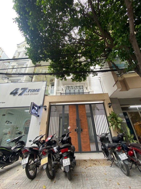 Cho thuê nhà mới xây đường D5 ngay góc Nguyễn Gia Trí P25, Bình Thạnh