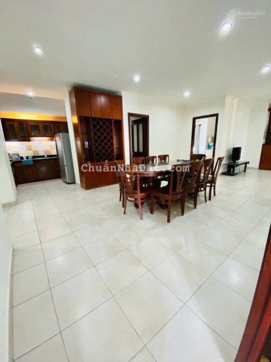 Gia đình cần bán căn hộ Phúc Yên 1, 90m2, 2PN, 2WC Nhà mới, dọn vào ở ngay, giá 3.2 tỷ