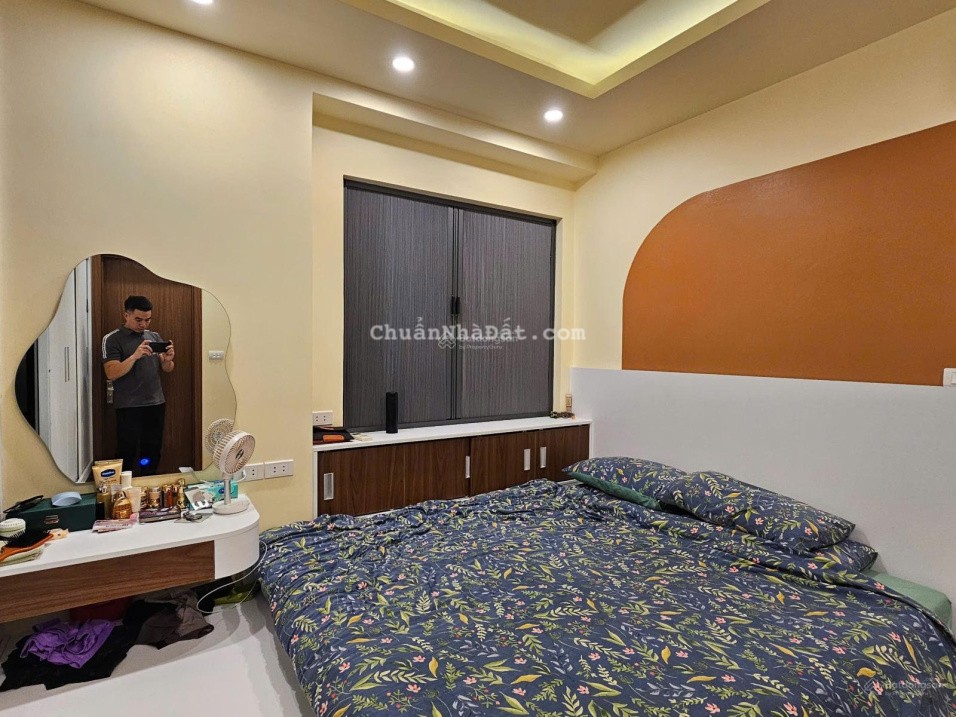 Bán căn 2PN, 2WC giá 4.25 tỷ CC Hateco Hoàng Mai, 80m2 căn góc ban công, full nội thất xịn đẹp