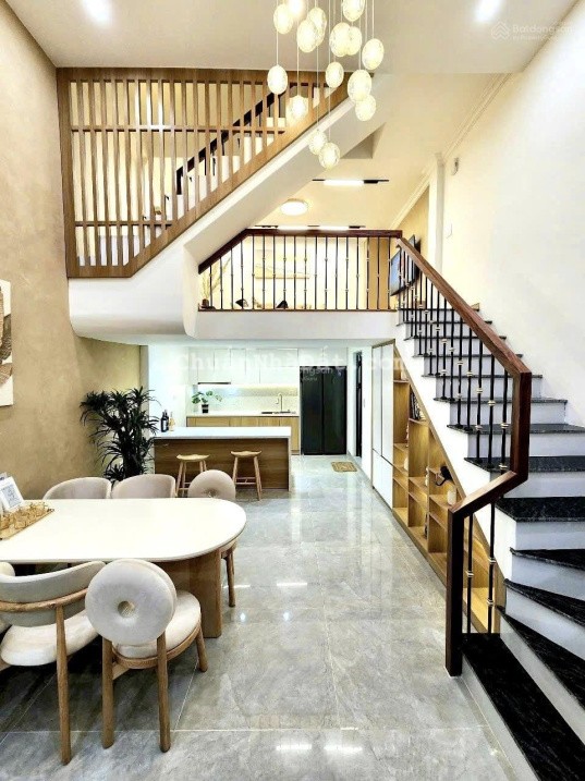 40m2*5T*7.75 tỷ, ngã 4 Lê Thanh Nghị - Bạch Mai, HBT, 0985 818 ***