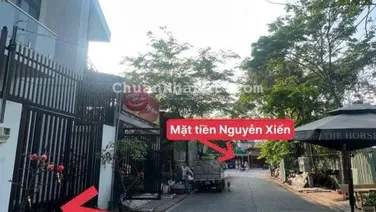 0903 115 *** bán nhà MT 1 sẹc cạnh Vinhomes Q9 chỉ 5,55tỷ tiện ở và KD, SHR