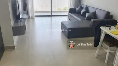 Cho thuê căn hộ Sky89. DT 71m2, 2 PN, 2 WC, nội thất đầy đủ. Giá 16 triệu. LH: Trúc