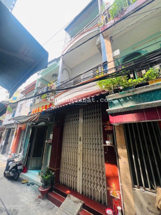 Hoa hồng 1% nhận đủ nhà 40/ĐS 14B. Vị trí ok thông thoáng DT 3m x 8m, 2 lầu. Giá 3tỷ150 TL.. NH