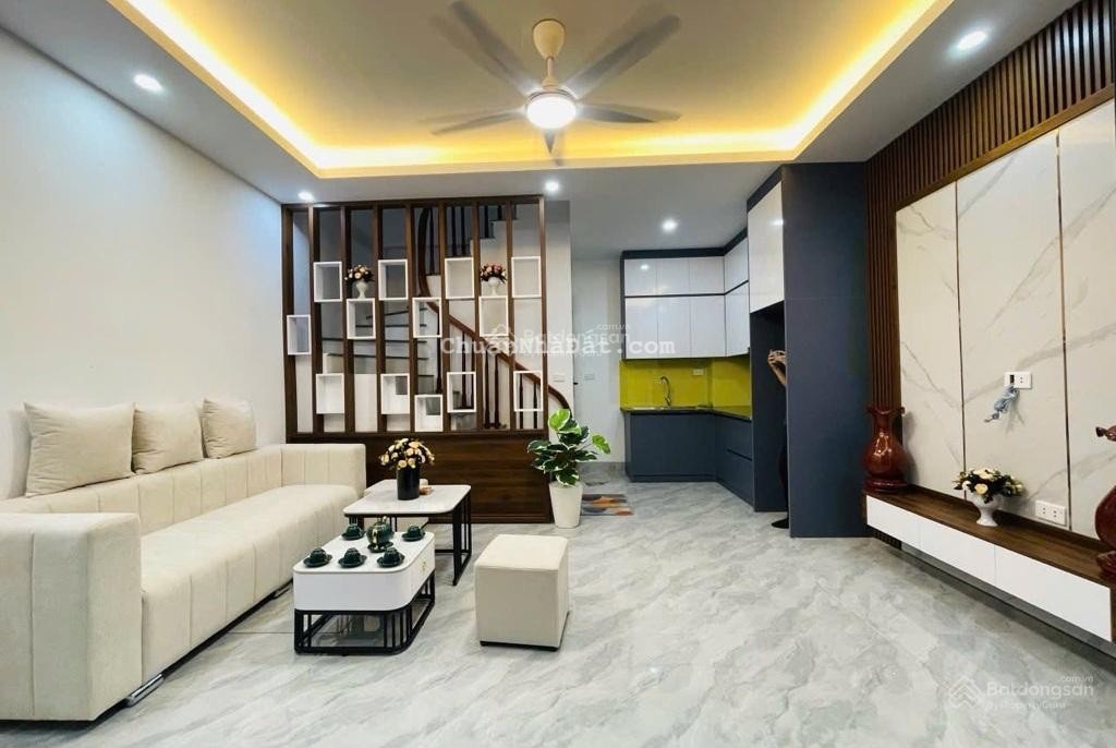 Cần bán nhà Trung Văn - Nam Từ Liêm, 5 tầng thoáng đẹp ở sướng, sđcc, giá 6.x tỷ. Lh 0962 797 ***