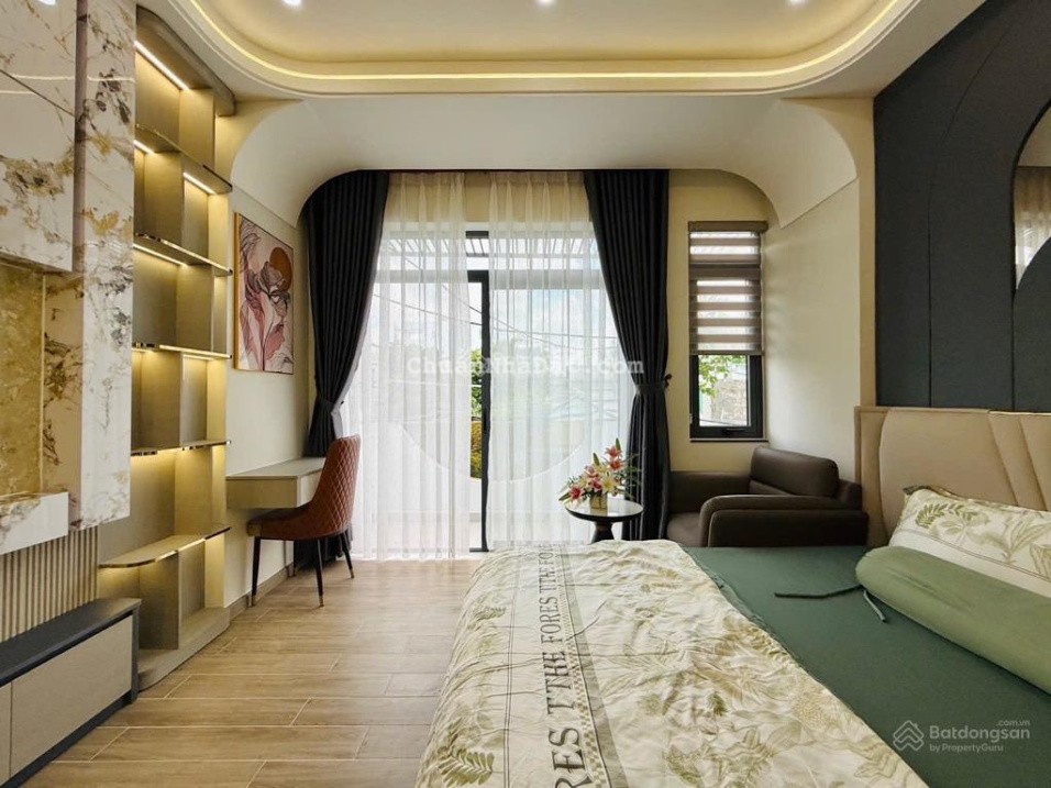 Nhà chuẩn smarthome 2 mặt tiền - hẻm xe hơi - full nội thất - gần sân bay - nở hậu cực đẹp