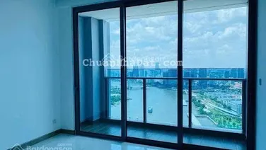 Deal cực tốt. Căn 99m2 trục vip WH10 WH01. View trực diện sông Q1. Tầng cao vip. Chốt 14,5 all in