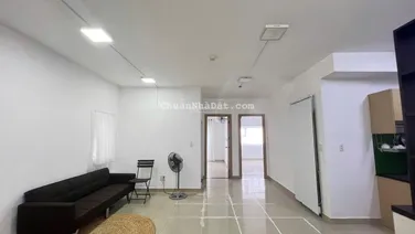 Chính chủ cho thuê căn 2PN 2WC 90m2 Oriental Plaza. Nhà mới như hình. Giá 13tr/tháng. LH 0909 846 ***