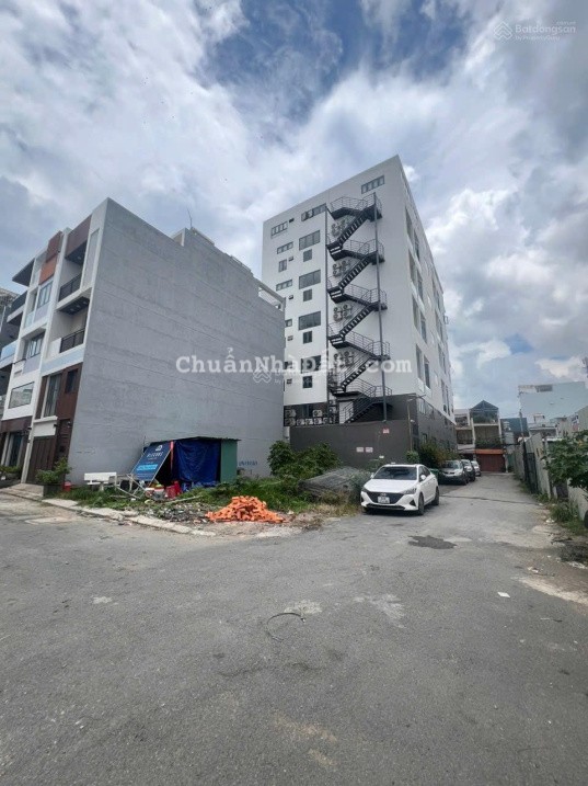 Bán gấp nhà 5x18m, 5 tầng giá 12.6tỷ 793 Trần Xuân Soạn P. Tân Hưng kế LotteMark Quận 7