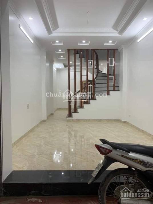 Chính chủ bán nhà Vĩnh Ninh, Vĩnh Quỳnh 41m2 x 4T ô tô đỗ gần 4.5tỷ, LH 0985 636 ***