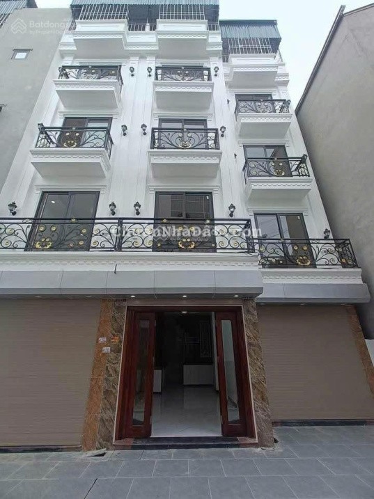 Với 2,55 tỷ nhà xây mới 5 tầng (35m2) Đồng Mai. ô tô đỗ cửa. full nội thất lh 0985 343 ***