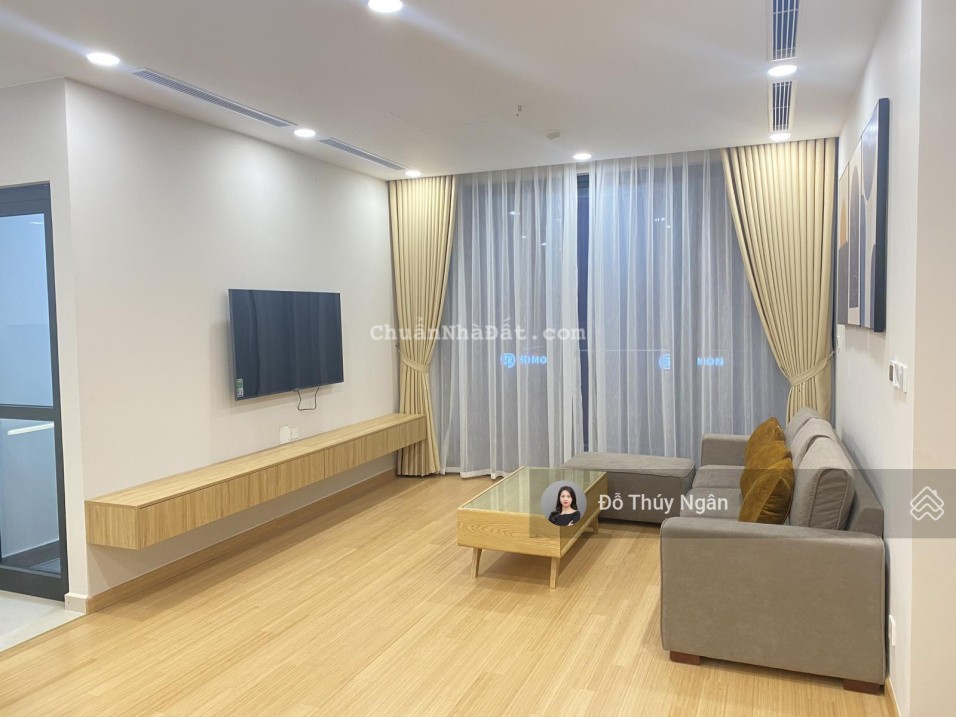 Chính chủ bán căn 3N nhỏ 91,5m2 tầng 24 giá 8,4 tỷ tại dự án The Zei. Liên hệ Ms Ngân