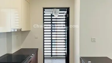 Cho thuê căn góc 2PN 2WC PHASE 2 - Nội Thất Cơ Bản - Tầng trung- View hồ bơi rất đẹp