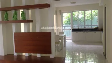 Cho thuê gấp CHCC Tân Hương Tower, DT 77m2, 2PN 2WC, giá 8tr/th Q. Tân Phú