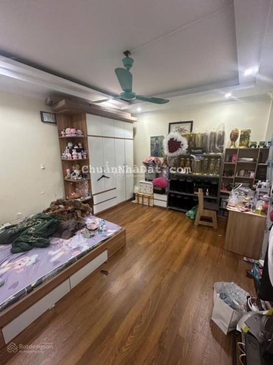 Bán nhà Triều Khúc 30m2; 5 tầng giá 6,7 tỷ LH 0869 792 ***