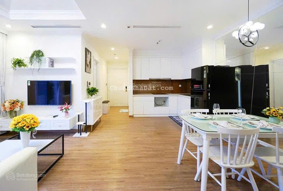 Hot (cần bán) CHCC Osaka Complex 48 Ngọc Hồi. DT: 71m2. 2PN + 2WC. Giá: 4, 2tỷ. LH: 0973 993 ***