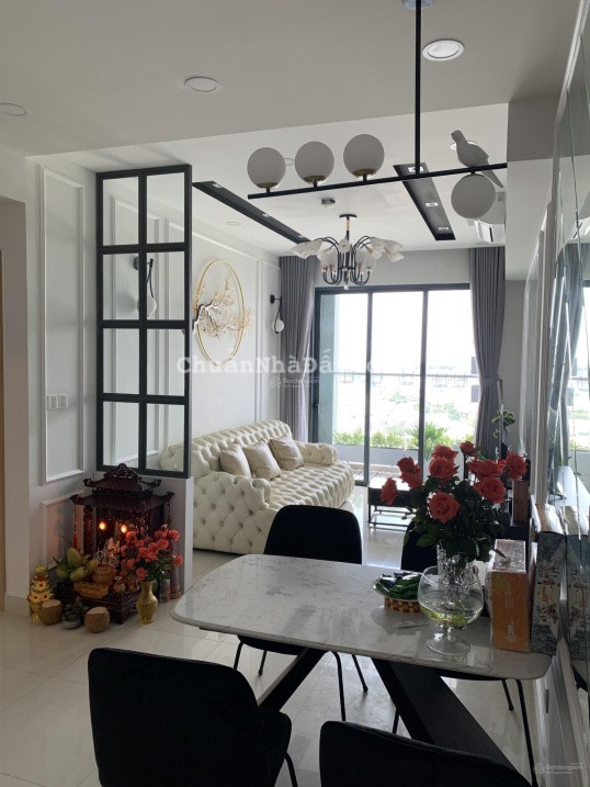 Bán căn hộ Emerald 2pn1wc ,63,6m2 ,tầng thấp ,giá 3ty8